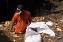 Normalkan Kembali Fungsi Sungai, Kades Bantarsari Ajak Warga Kerja Bakti.
